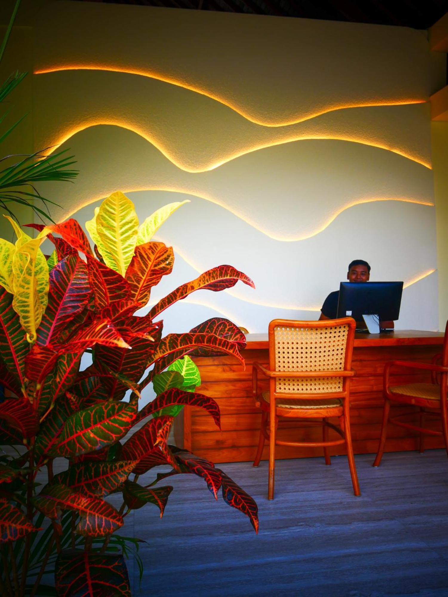 Hotel Marine Bay Sanur Exterior foto